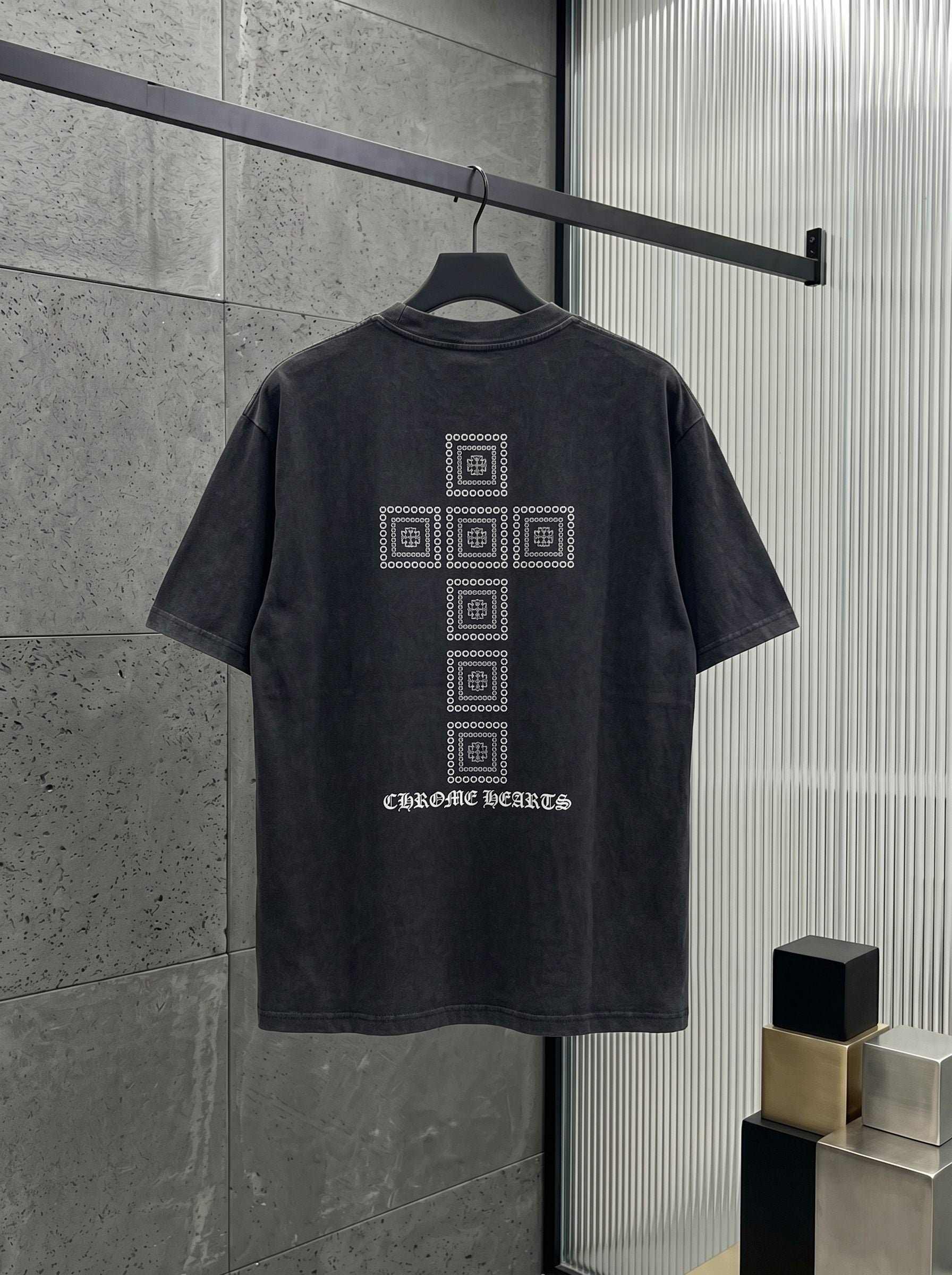 크롬하 벽돌크로스로고 반팔 881496