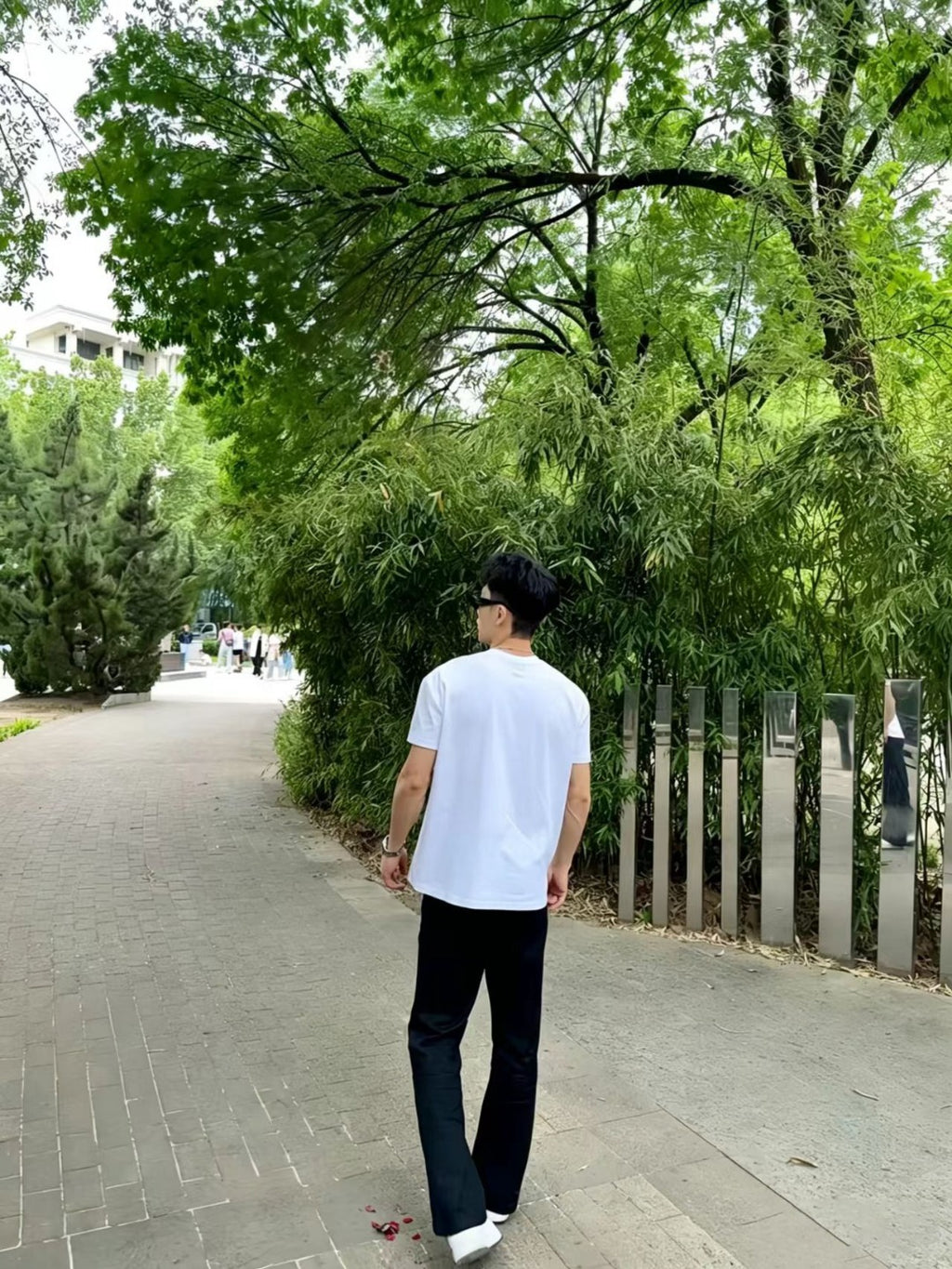몽클 네온로고 반팔 908368