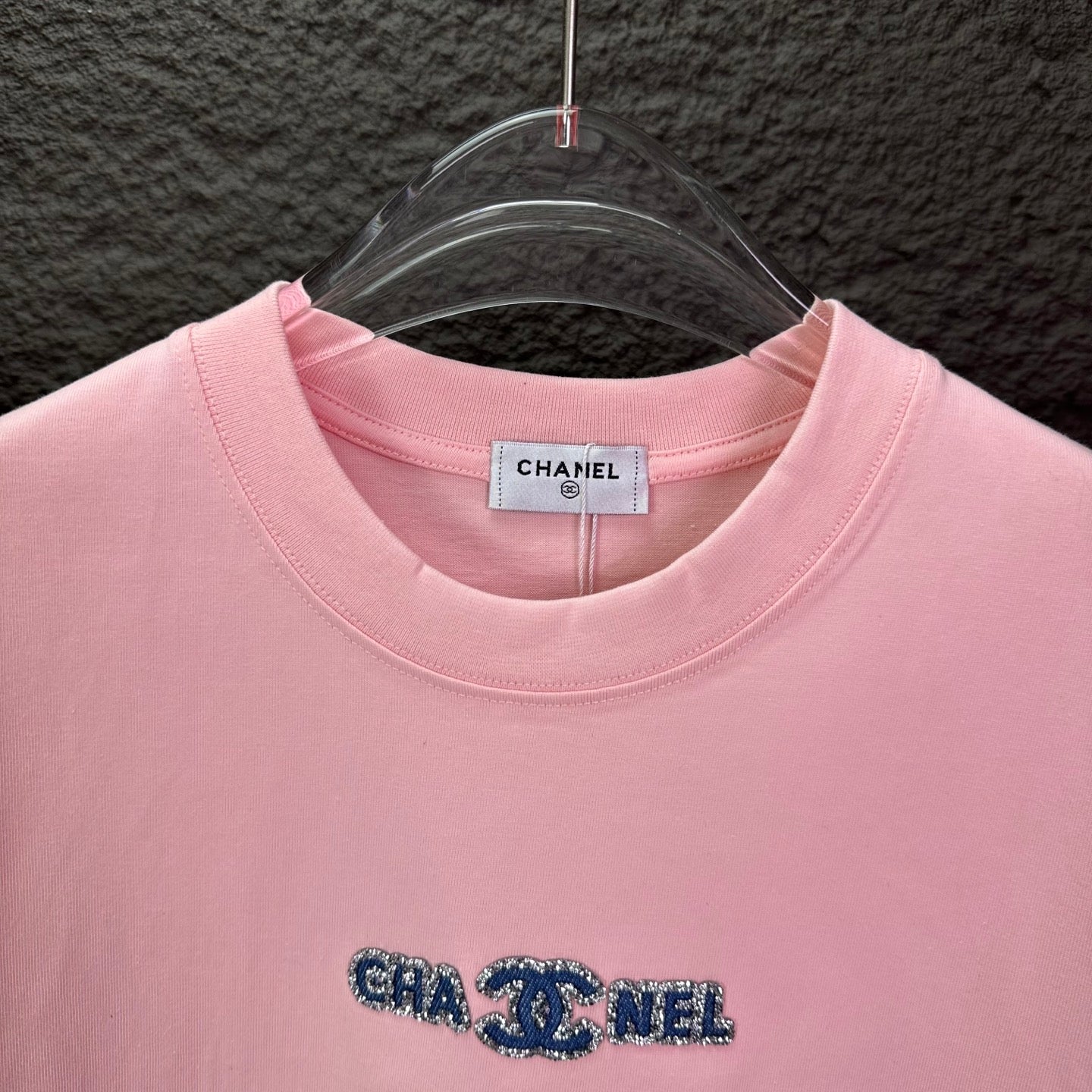 877241